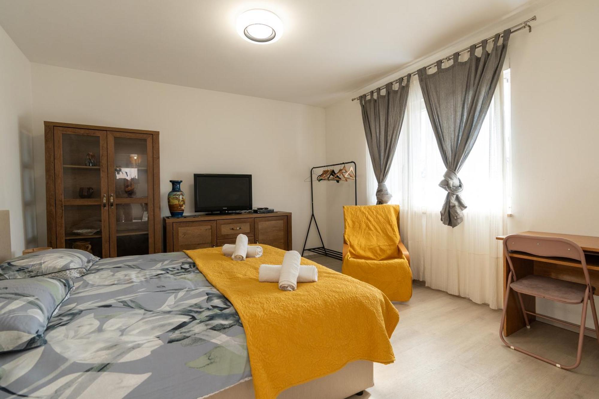Two-Bedroom Apartment Rea In Rovinj Exterior foto